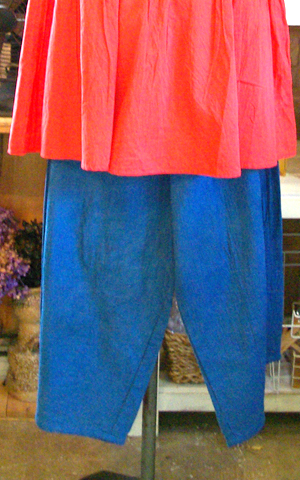 倉敷野菜染の製品｜スカート・パンツ